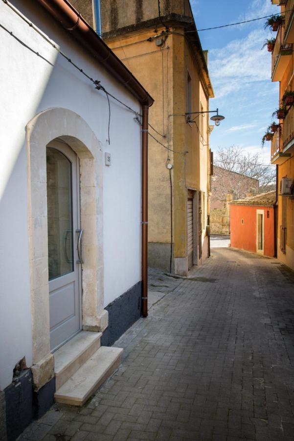 Il Piccolo Loft Holiday Home Palazzolo Acreide Extérieur photo